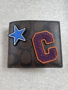 Coach 3 in 1 Signature Canvas Wallet with Souvenir Patches